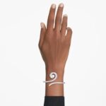 Ariana Grande x Swarovski bangle, Crystal pearl, Baguette cut, White, Rhodium plated - Image 2