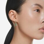 Attract drop earrings Pear cut, Green, 18K gold finish - Image 2