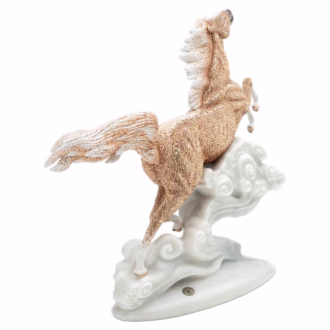 crystal-myriad-valiant-horse-swarovski-5721536 (1) Crystal Myriad Valiant Horse - Image 1