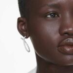 Dextera hoop earrings Round cut, White, Rhodium plated - Image 2