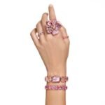 Idyllia cocktail ring Pavé, Flower, Pink, 18K gold finish - Image 2
