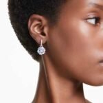 Idyllia drop earrings Mixed cuts, Flower, Blue, Rhodium plated - Image 2