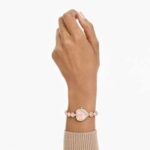 Idyllia Heart watch Crystal bracelet, Pink, Gold-tone finish - Image 2