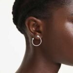 Idyllia hoop earrings Mixed cuts, Arrow, White, Rhodium plated - Image 2
