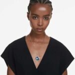 Idyllia SCS pendant Starfish, Blue, 18K gold finish - Image 2
