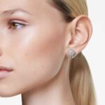Idyllia stud earrings Shell, White, 18K gold finish - Image 2