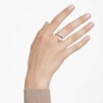 Matrix cocktail ring Crystal pearl, Round cut, White, Rhodium plated - Image 2
