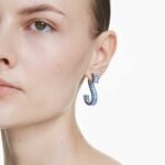 Matrix drop earrings Baguette cut, Blue, Ruthenium plated - Image 2