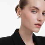 Matrix earrings, Baguette cut, Knot, White, Rhodium plated - Image 2