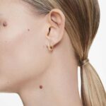 Matrix hoop earrings, Round cut, White, 18K gold finish - Image 2