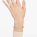Numina bangle Mixed round cuts, White, 18K gold finish - Image 2