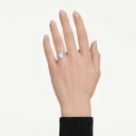 Octagon bezel ring Lab-grown diamonds 2.0 ct tw, Octagon shape, 18K white gold - Image 2