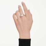 Octagon bezel ring Lab-grown diamonds 3.0 ct tw, Octagon shape, 18K yellow gold - Image 2