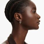 Sommerset hoop earrings Small, White, 18K gold finish - Image 2