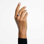 Stilla cocktail ring Square cut, Pavé, White, Rhodium plated - Image 2