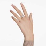 Stilla ring Octagon cut, White, Silver-tone finish - Image 2