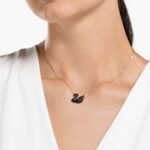 Swan pendant, Swan, Black, 18K rose gold finish - Image 2