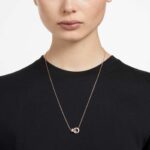 Dextera pendant Interlocking loop, White, 18K rose gold finish - Image 2