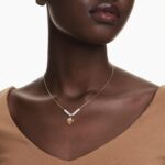 Idyllia pendant Crystal pearl, Mixed cuts, Flower, Multicoloured, 18K gold finish - Image 2