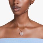 Idyllia pendant Octagon cut, Crystal pearl, Heart, Pink, 18K gold finish - Image 2